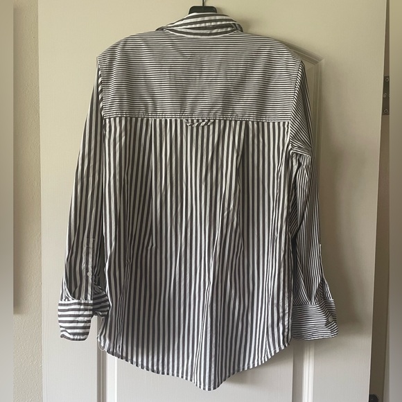 ♥️Sold ♥️ A New Day | Stripped Button Down - Picture 5 of 5
